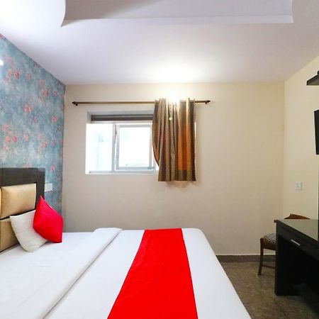 Hotel Westend Holiday Home 5 Mint From Nizamuddin Railway Station นิวเดลี ภายนอก รูปภาพ
