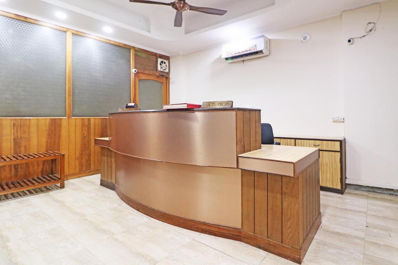 Hotel Westend Holiday Home 5 Mint From Nizamuddin Railway Station นิวเดลี ภายนอก รูปภาพ