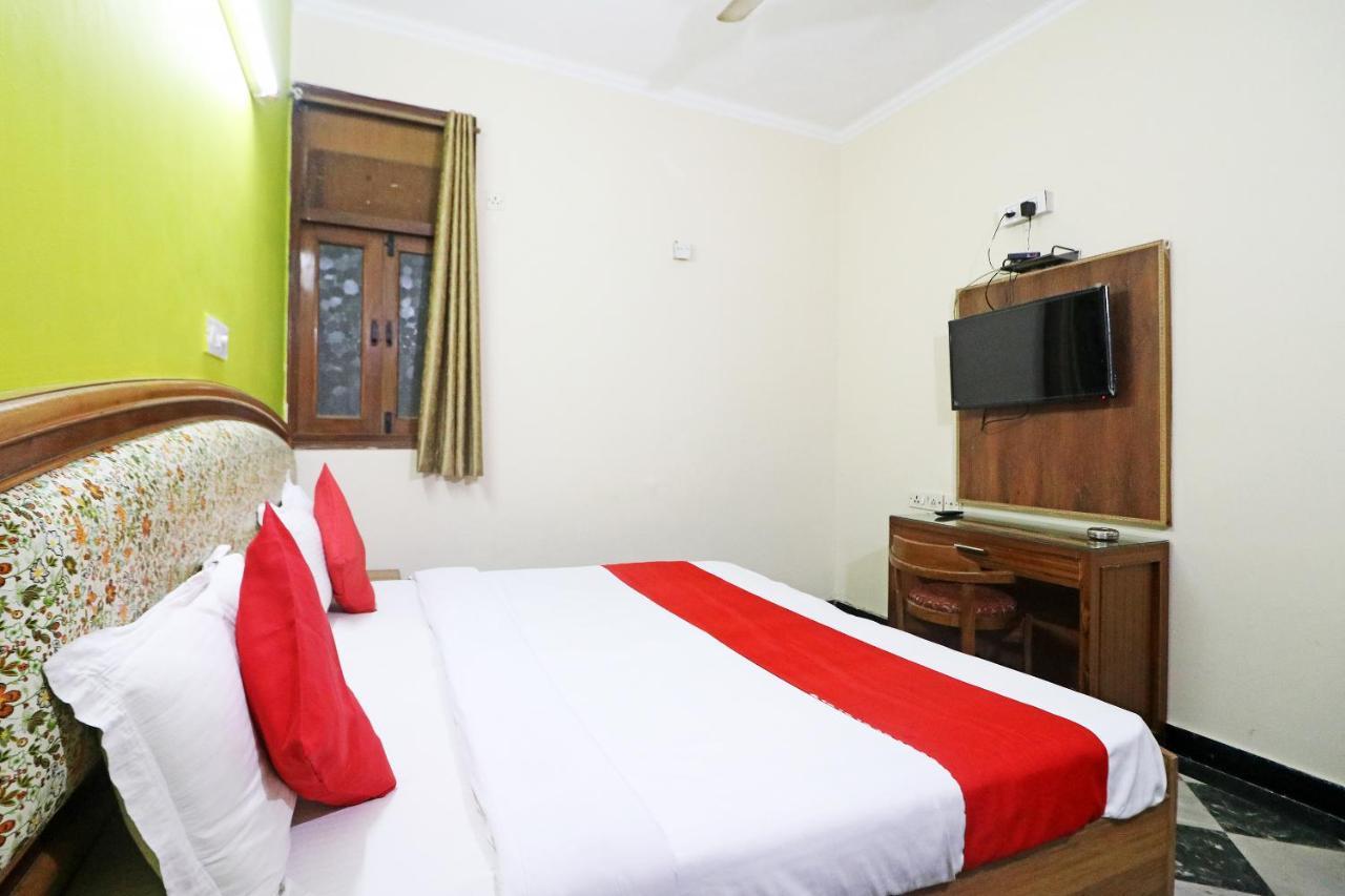 Hotel Westend Holiday Home 5 Mint From Nizamuddin Railway Station นิวเดลี ภายนอก รูปภาพ