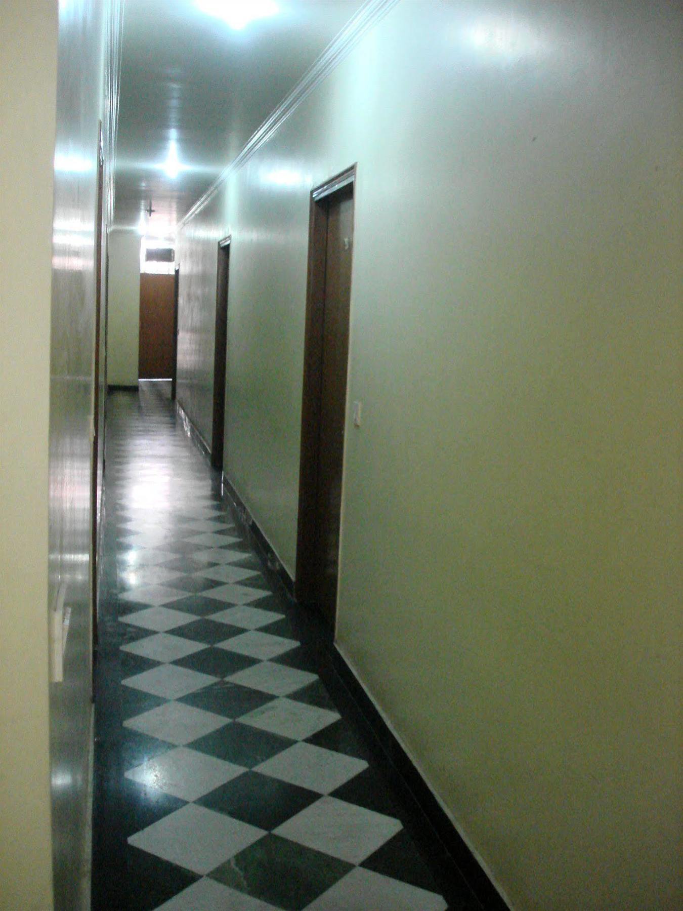 Hotel Westend Holiday Home 5 Mint From Nizamuddin Railway Station นิวเดลี ภายนอก รูปภาพ